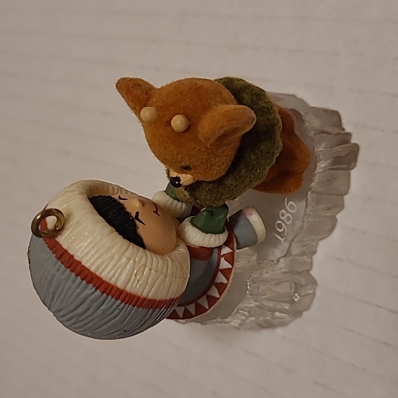 Set of 9 Vintage 1986 Hallmark Keepsake Christmas Ornaments - Picture 7 of 14